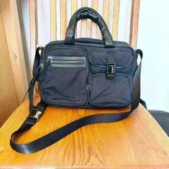 Tumi Voyageur Cassidy Satchel in Dark Navy Luggage Sleeve Dark Silver Hardware - Picture 16 of 16